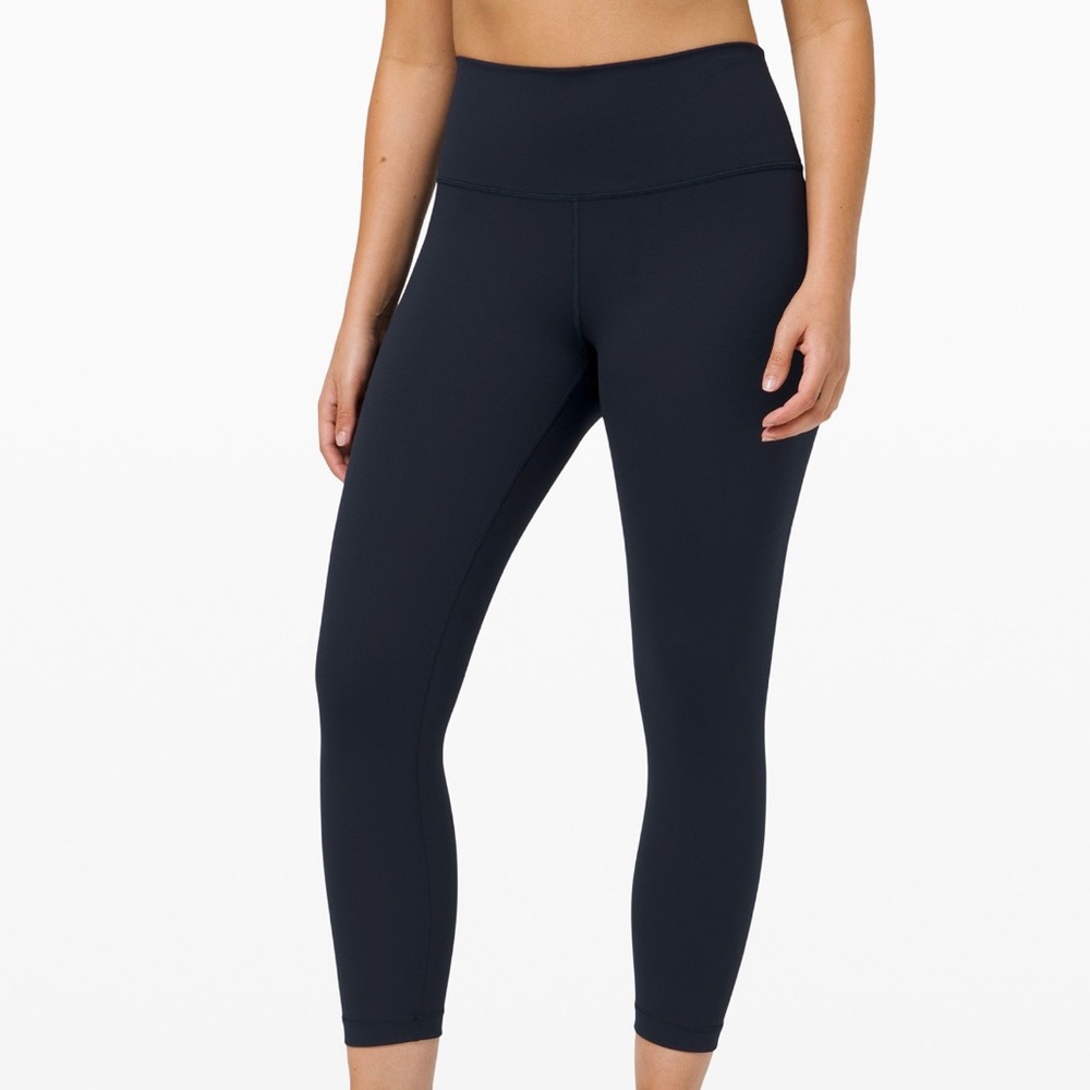 Lululemon Wunder Under 25” navy blue